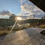 Fjellhytte Med Boblebad Og Utsikt Pa Blefjell