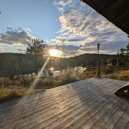 Fjellhytte Med Boblebad Og Utsikt Pa Blefjell