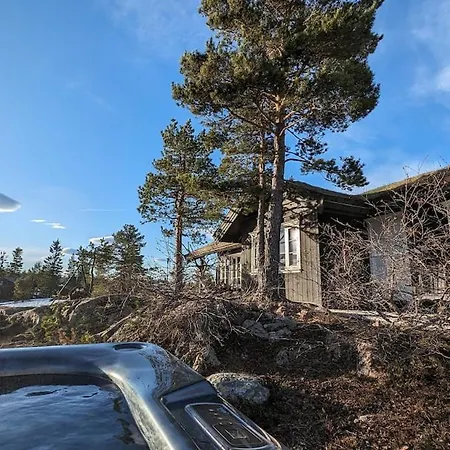 Fjellhytte Med Boblebad Og Utsikt Pa Blefjell